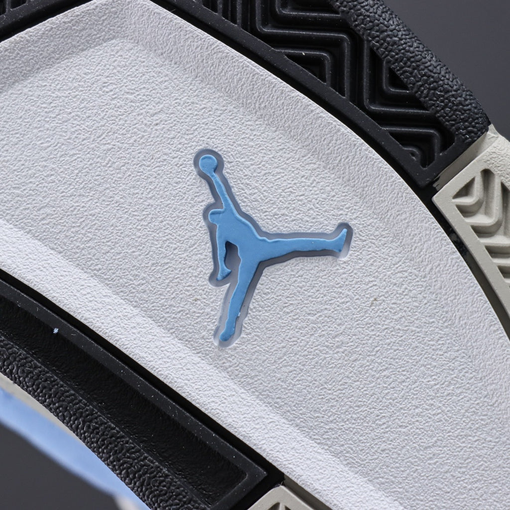 NIKE Air Jordan 4 X University Blue
