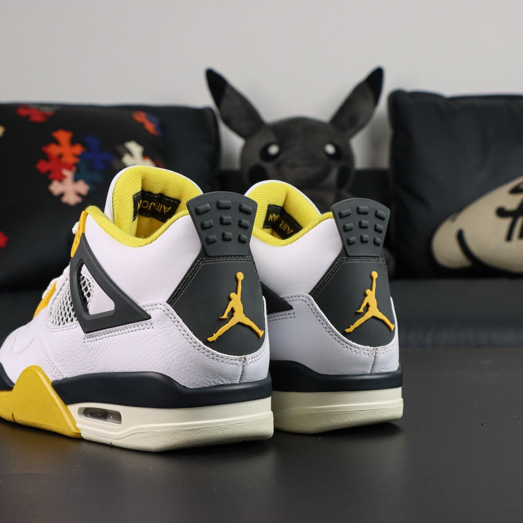 NIKE Air Jordan 4 Vivid Sulfur
