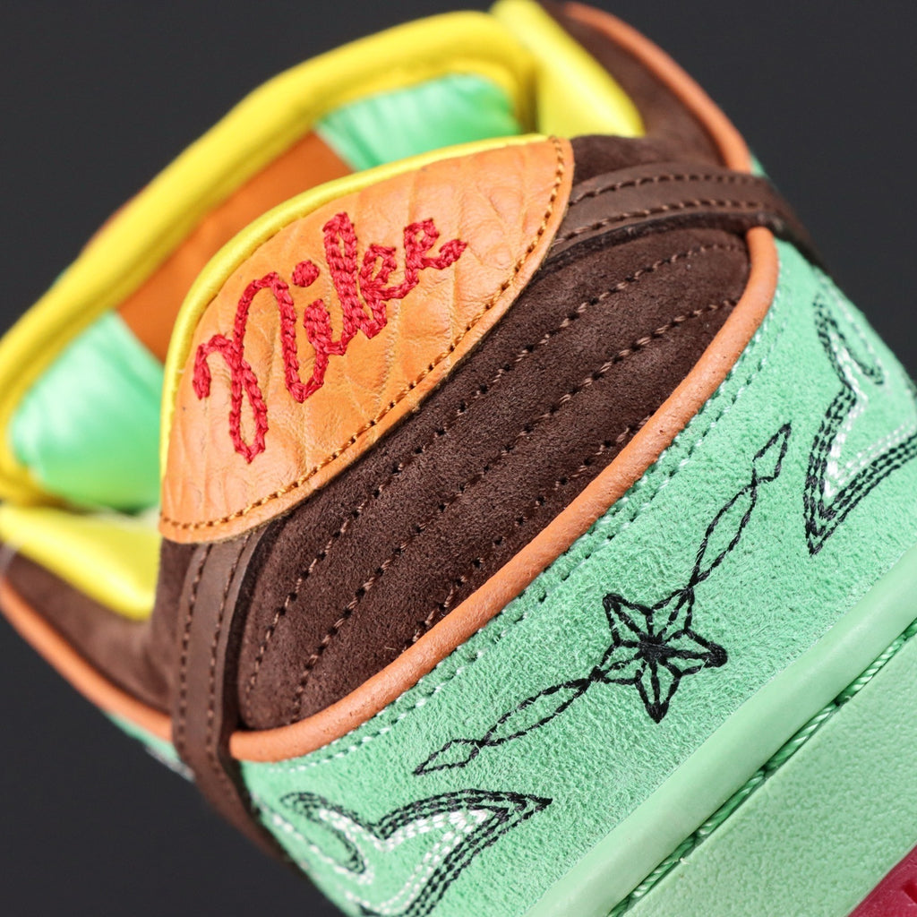 NIKE DUNK SB SHENRON