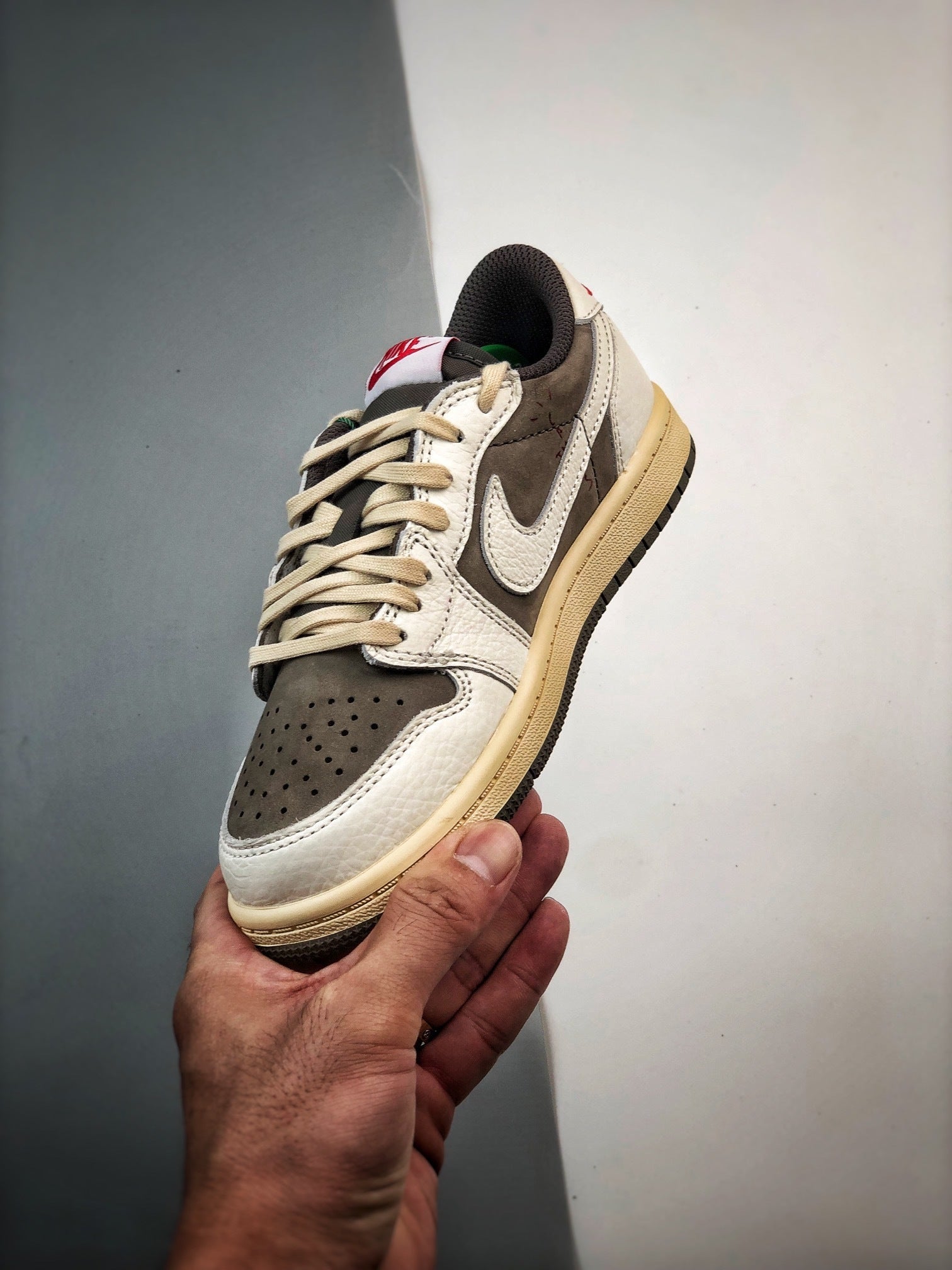 Children's TRAVIS SCOTT X NIKE AIR JORDAN 1 LOW OG REVERSE MOCHA