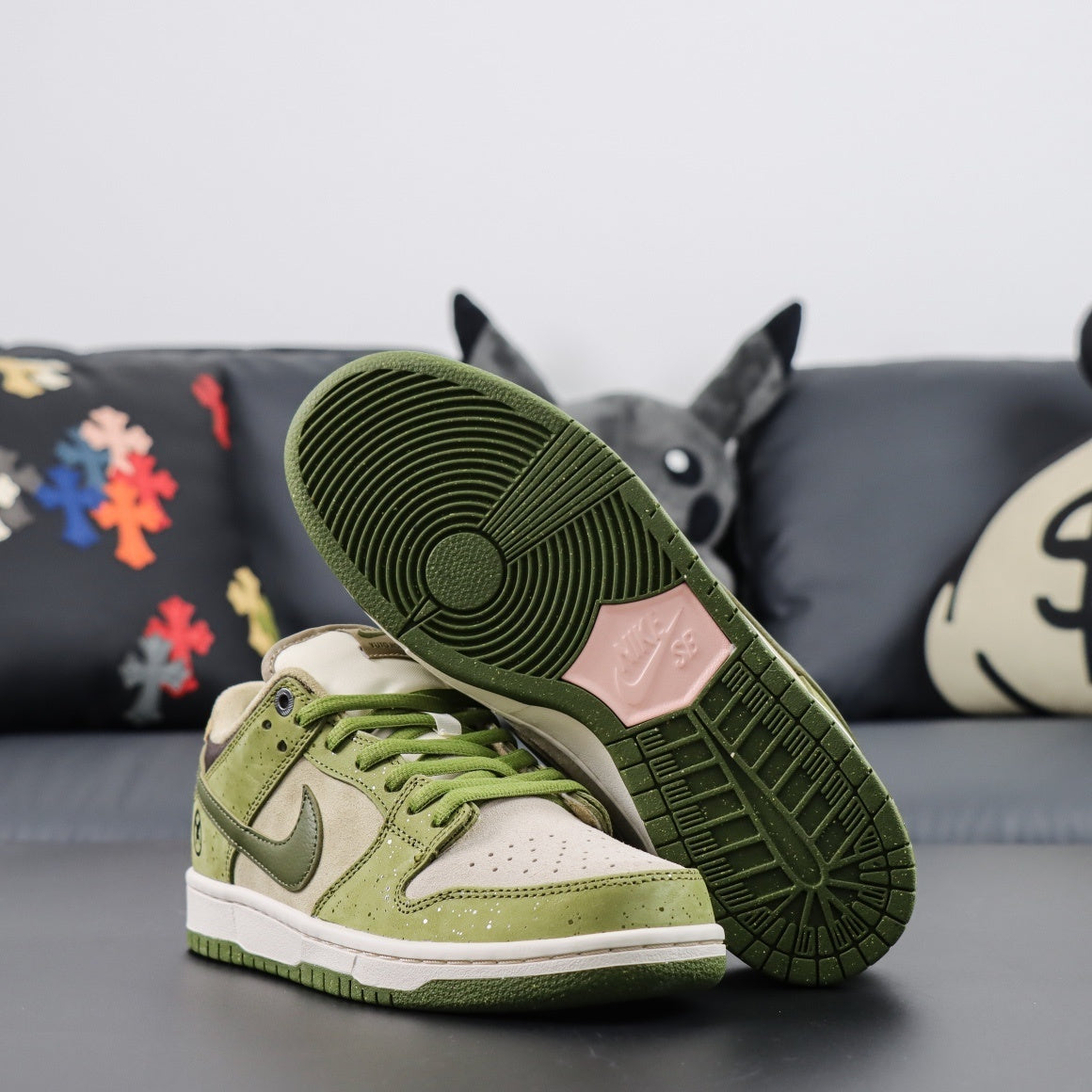 YUTO HORIGOME X NIKE DUNK SB LOW ASPARAGUS