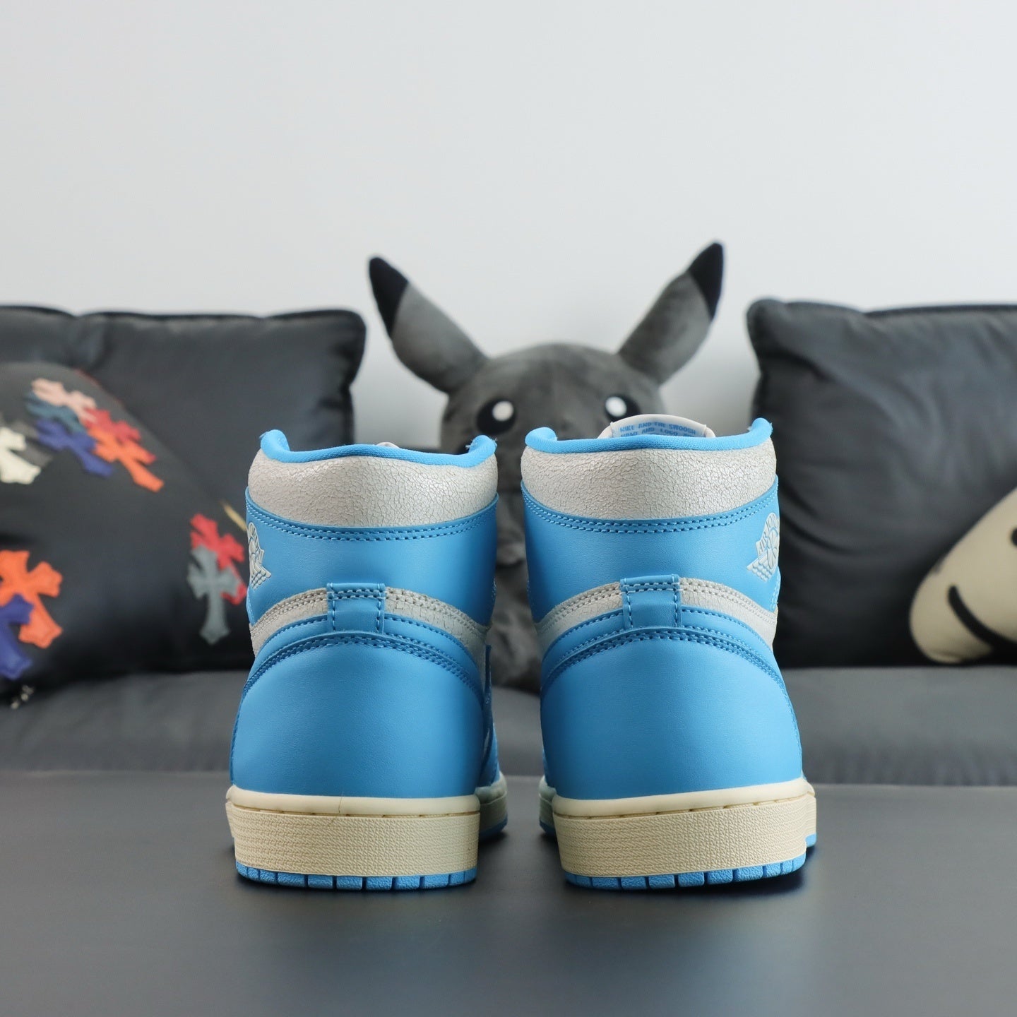 NIKE AIR JORDAN 1 UNC Reimagined