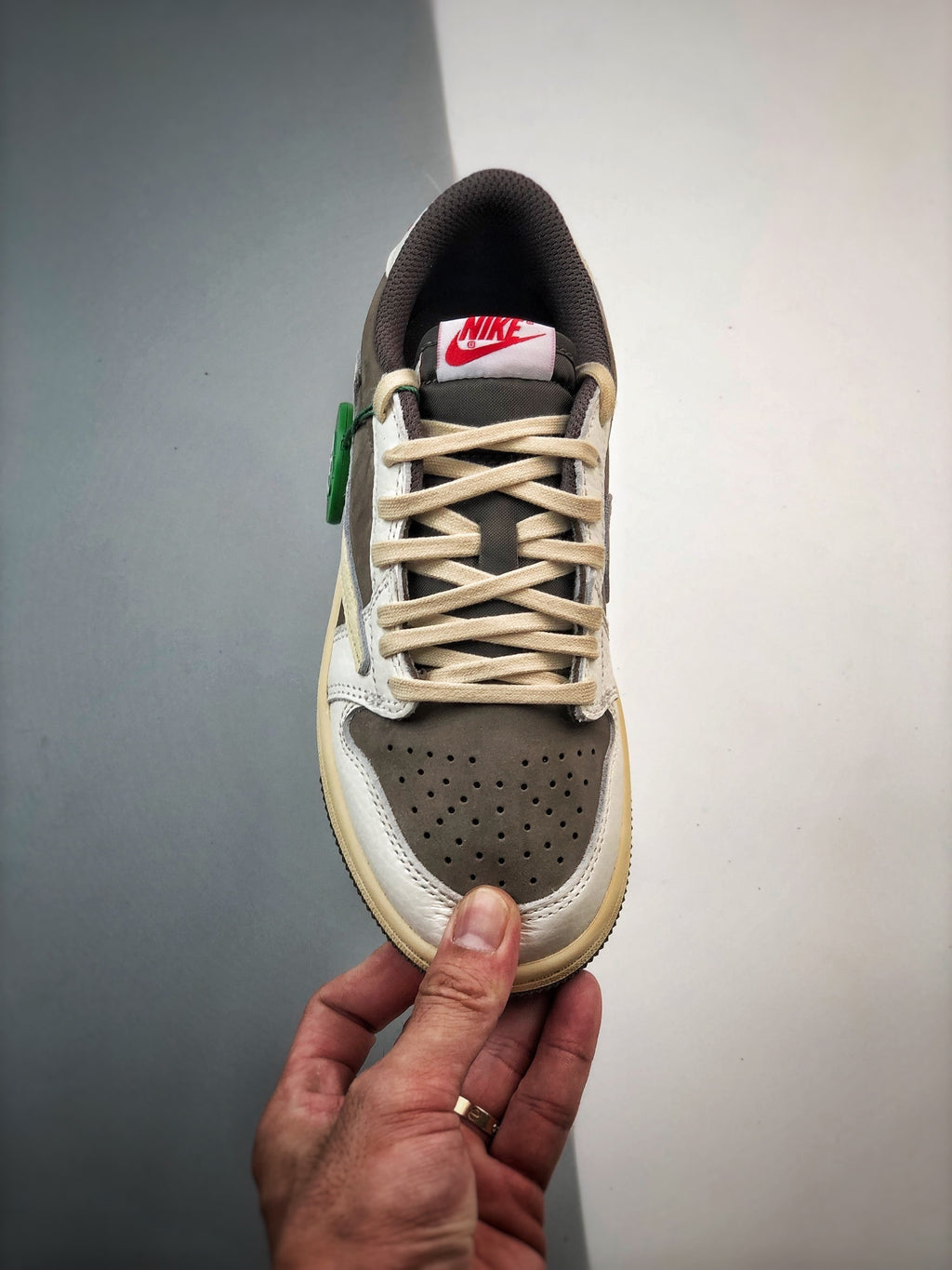 Children's TRAVIS SCOTT X NIKE AIR JORDAN 1 LOW OG REVERSE MOCHA