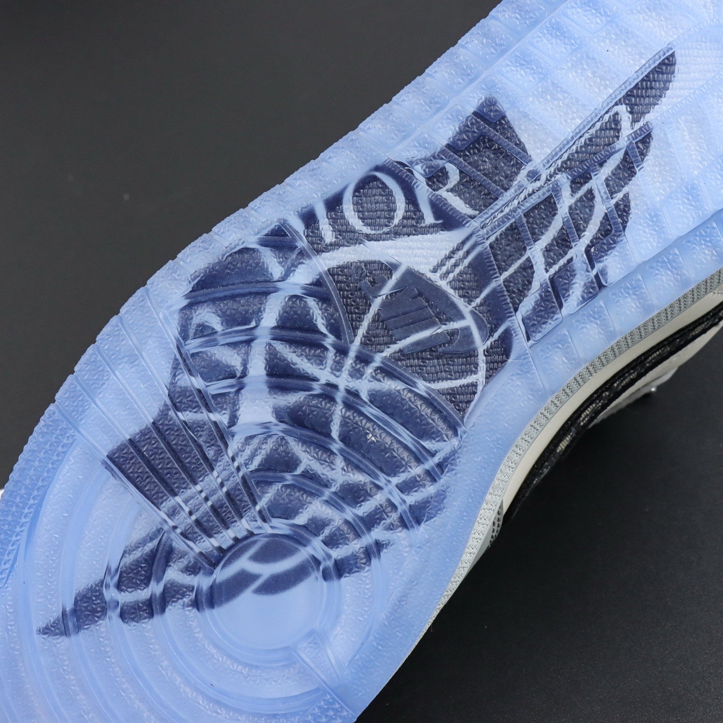 CD X NIKE AIR JORDAN 1