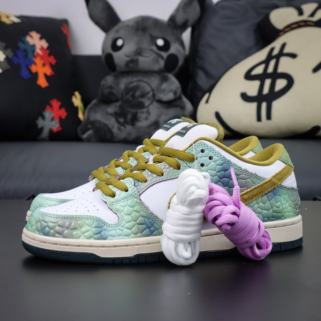 Alexis Sablone x NIKE Dunk SB Low