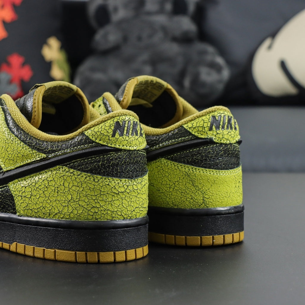 NIKE DUNK LOW HALLOWEEN