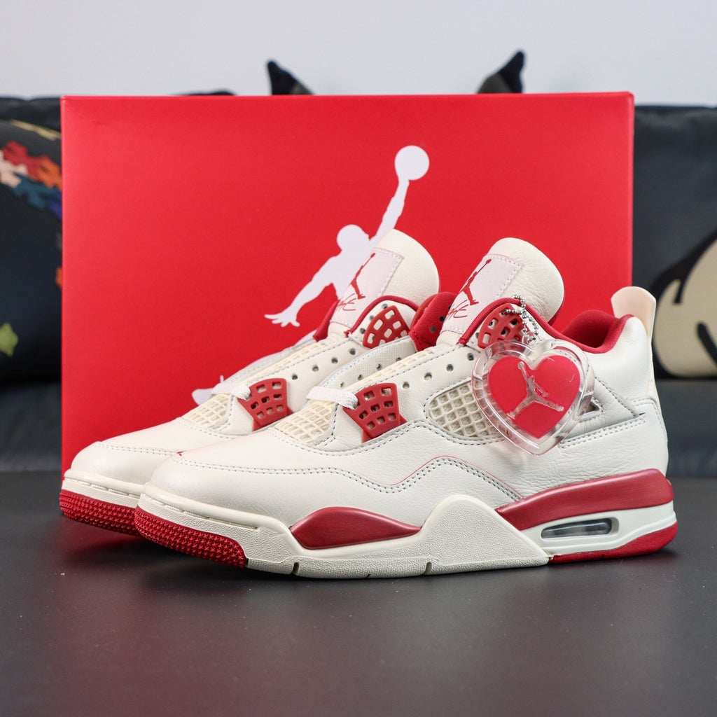 NIKE Air Jordan 4 Retro Valentine's Day