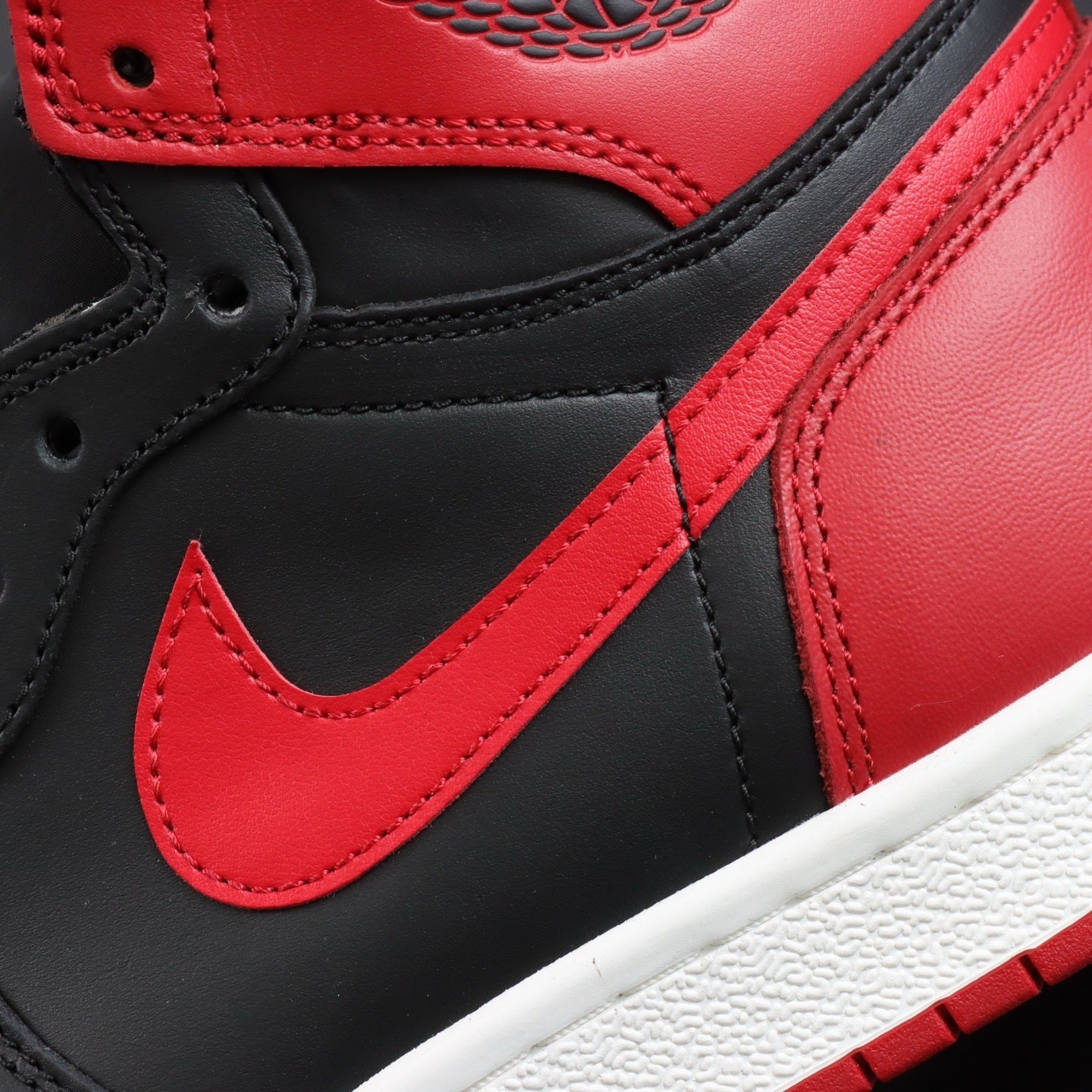 NIKE AIR JORDAN 1 HIGH 85 BRED