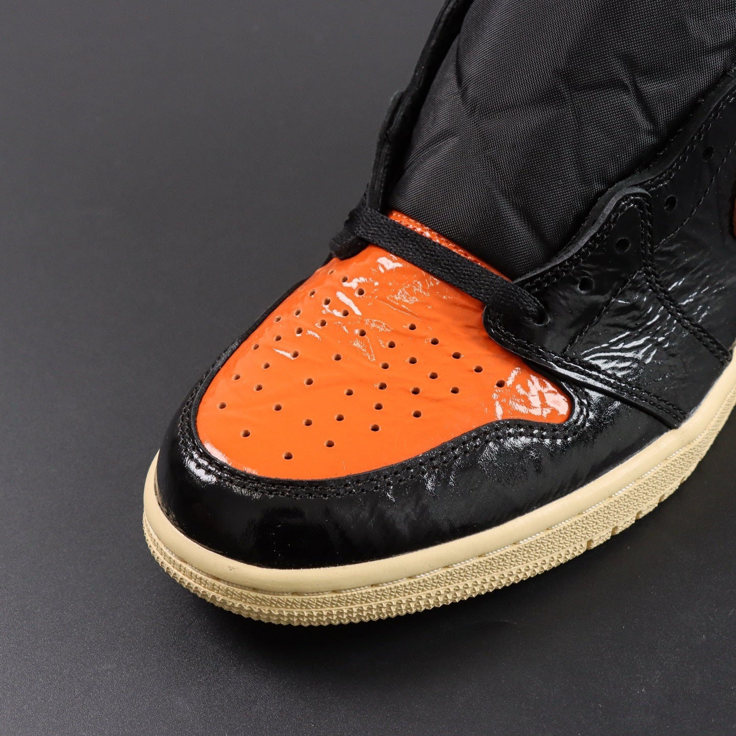 NIKE AIR JORDAN 1 RETRO HIGH OG "Shattered Backboard"