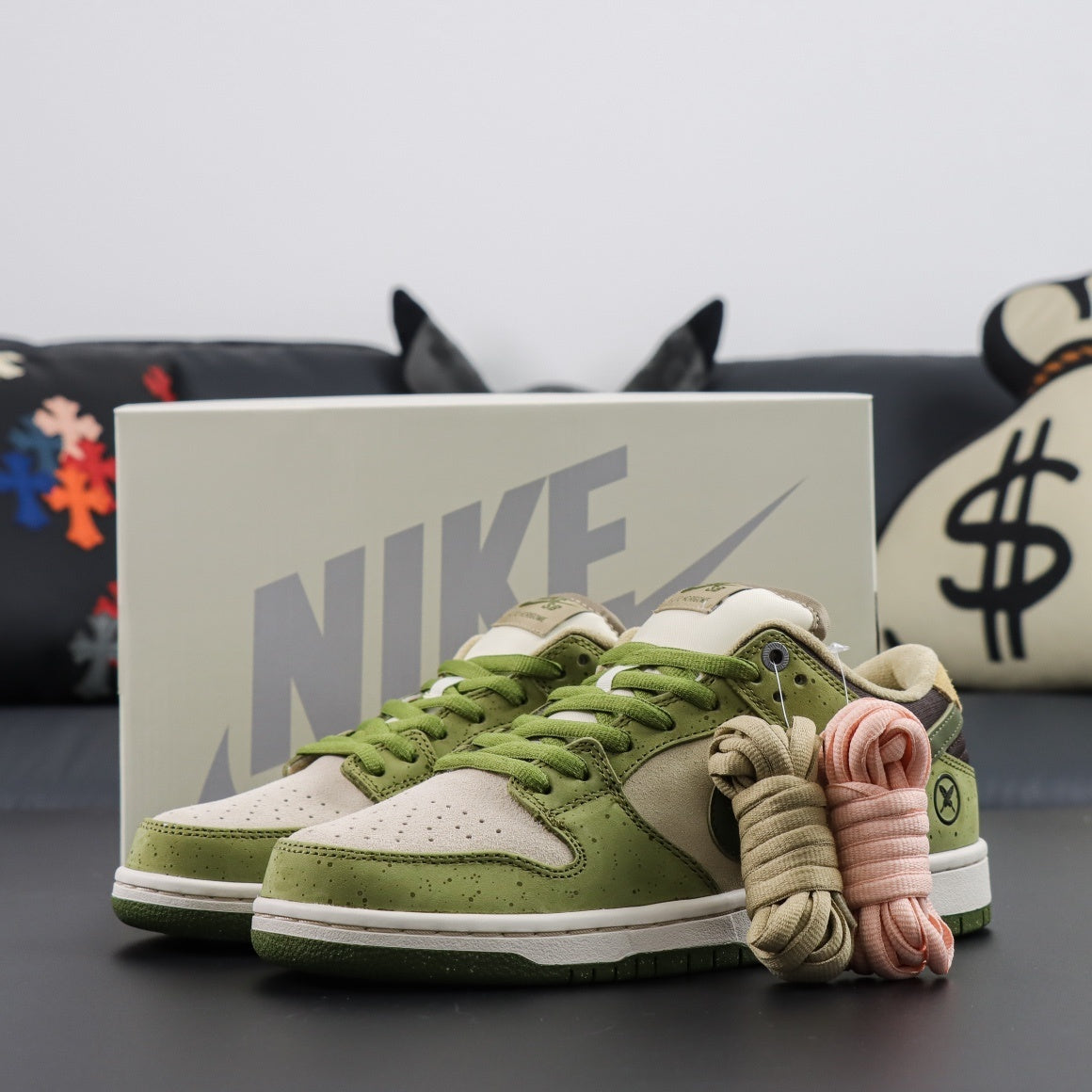 YUTO HORIGOME X NIKE DUNK SB LOW ASPARAGUS