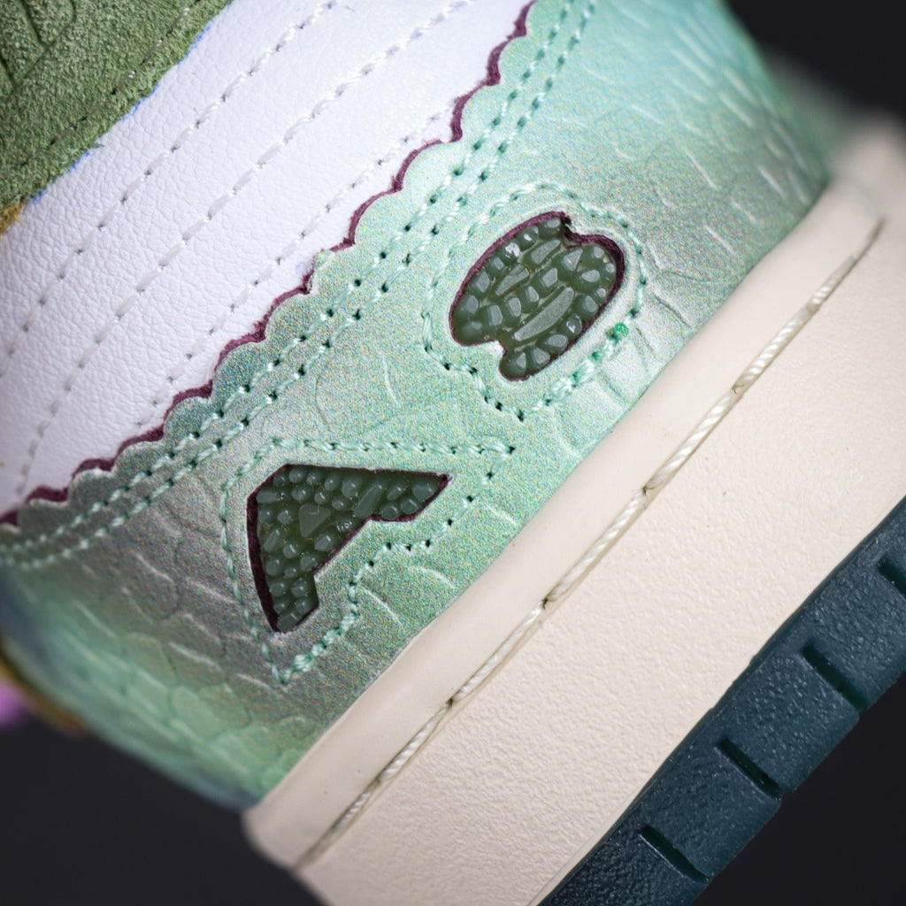 Alexis Sablone x NIKE Dunk SB Low