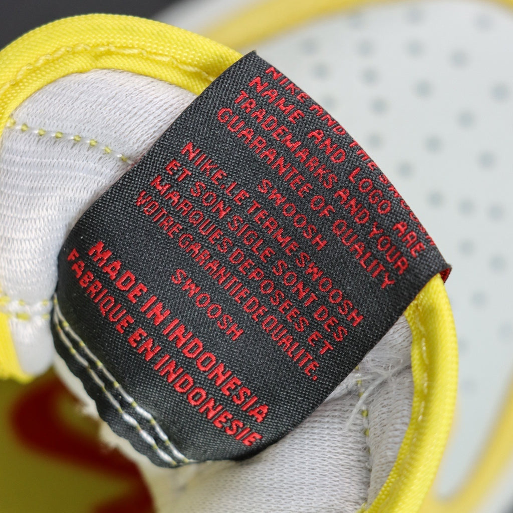 Children's Travis Scott x NIKE AIR JORDAN 1 LOW CANARY