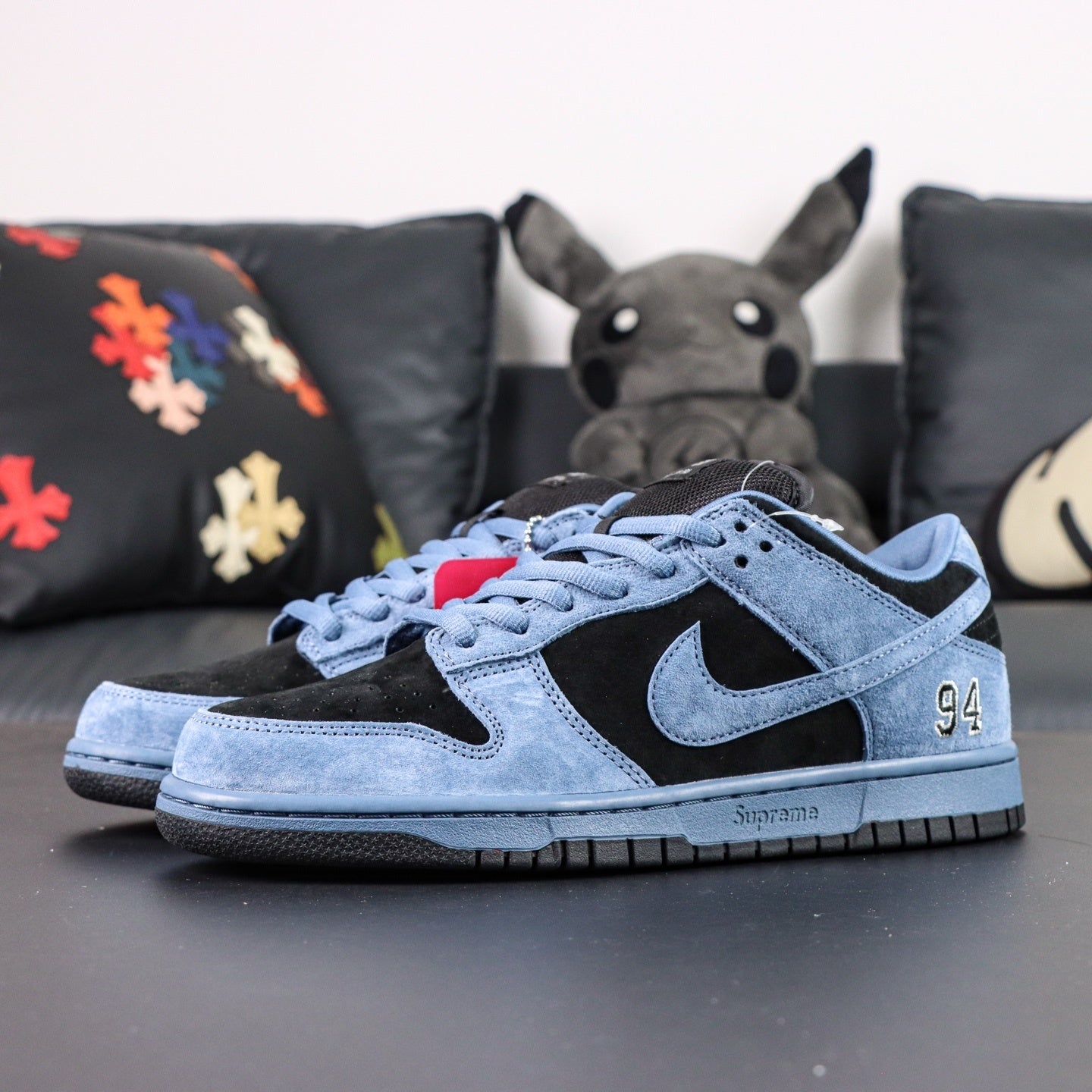 SUPREME X NIKE DUNK SB LOW