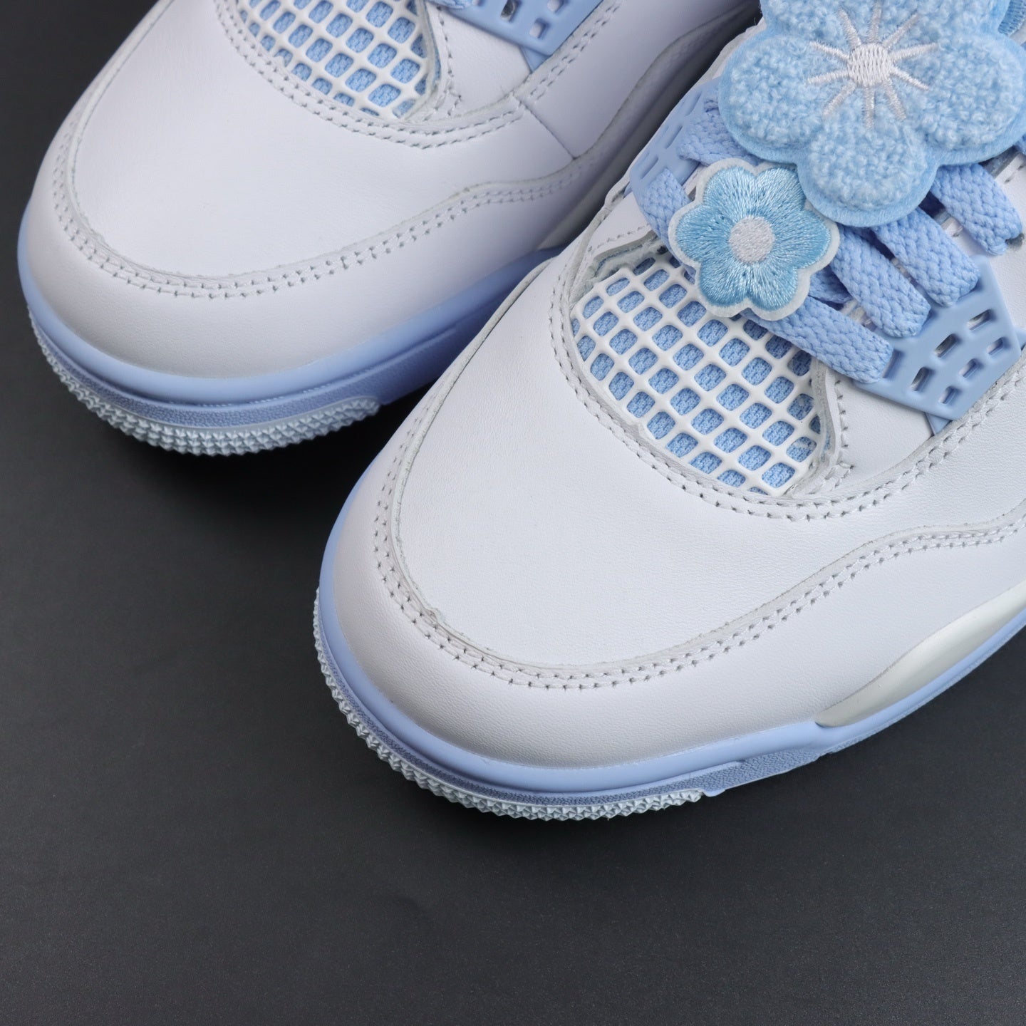 Nike Air Jordan 4 Aluminium