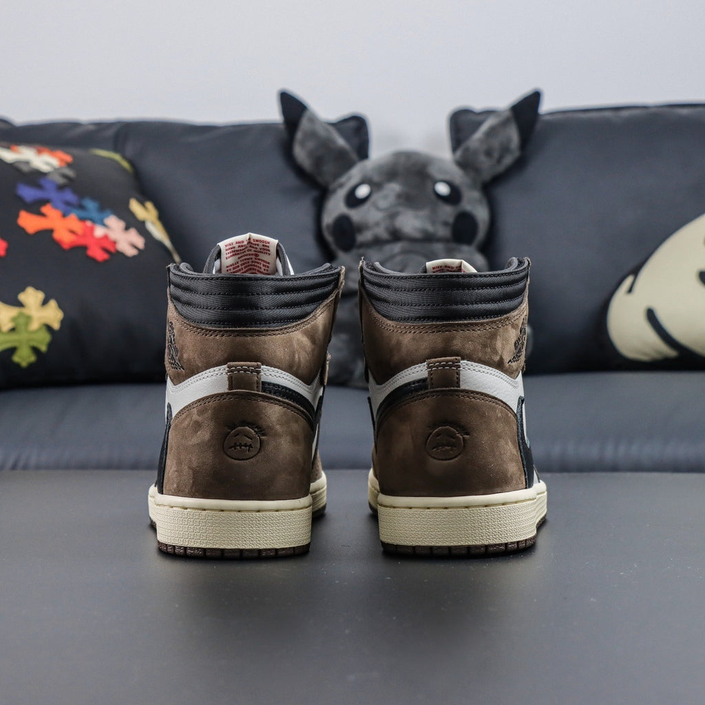 Nike Air Jordan 1 Hight Travis Scott