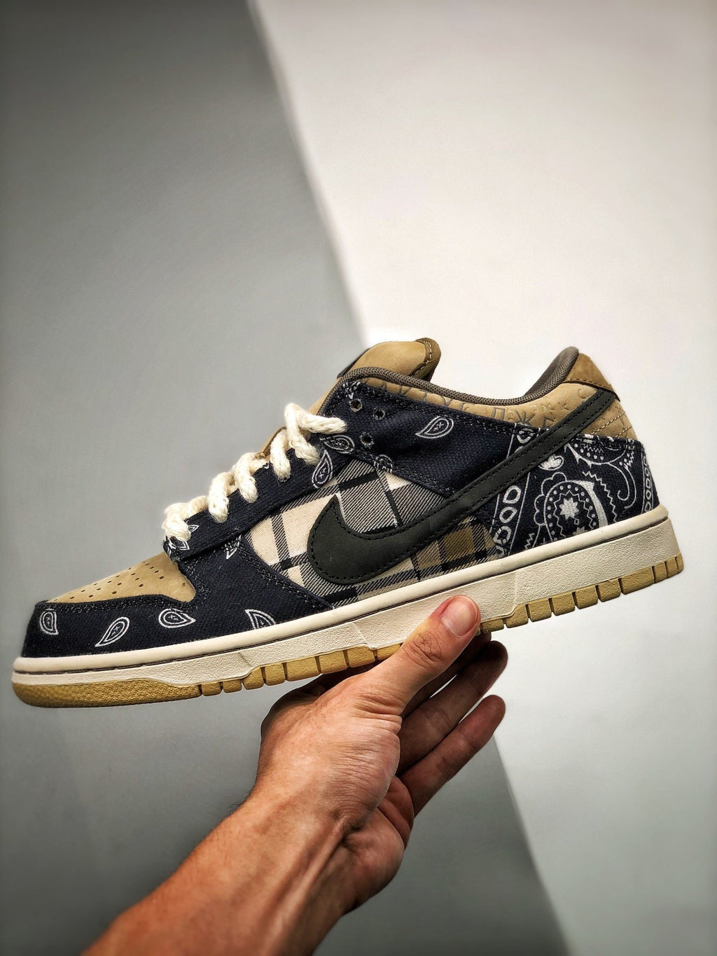 NIKE SB DUNK LOW x Travis Scott Jackboys