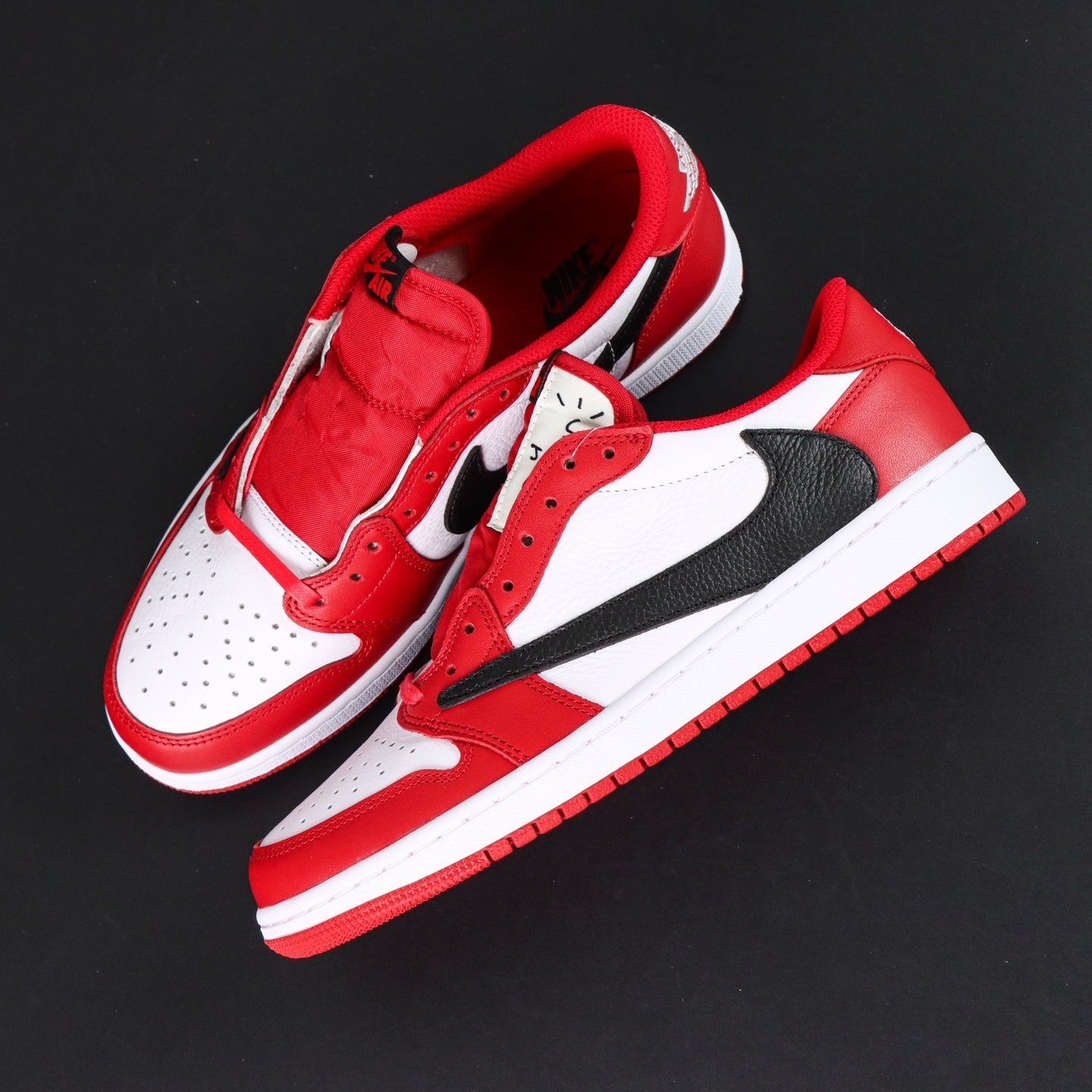 NIKE Air Jordan 1 Low Travis Scott Red