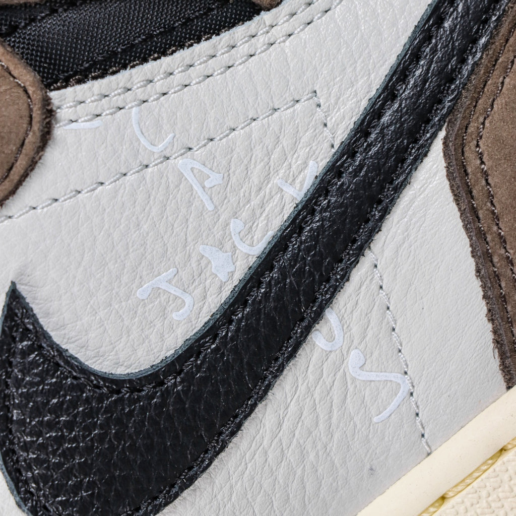 Nike Air Jordan 1 Hight Travis Scott