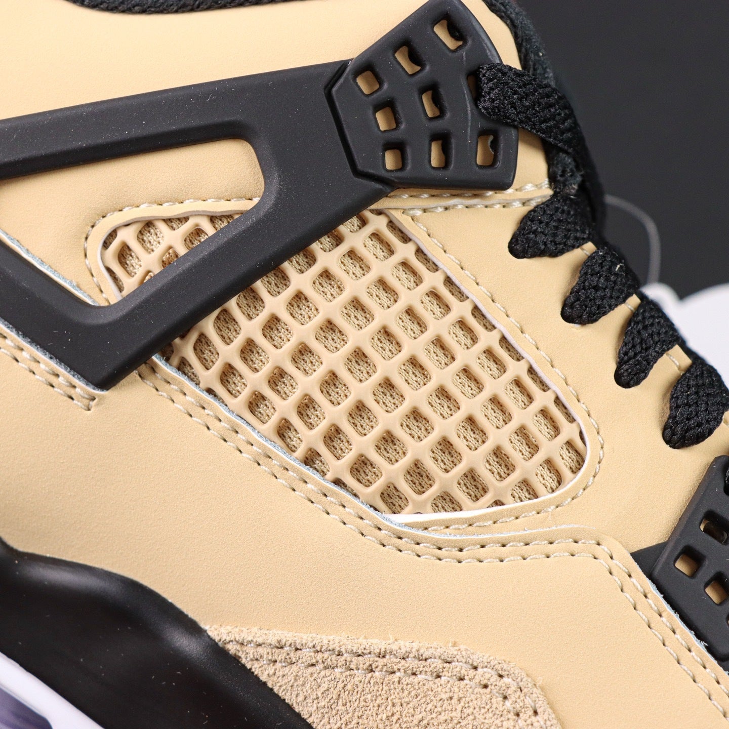 NIKE Air Jordan 4 Retro Pizza