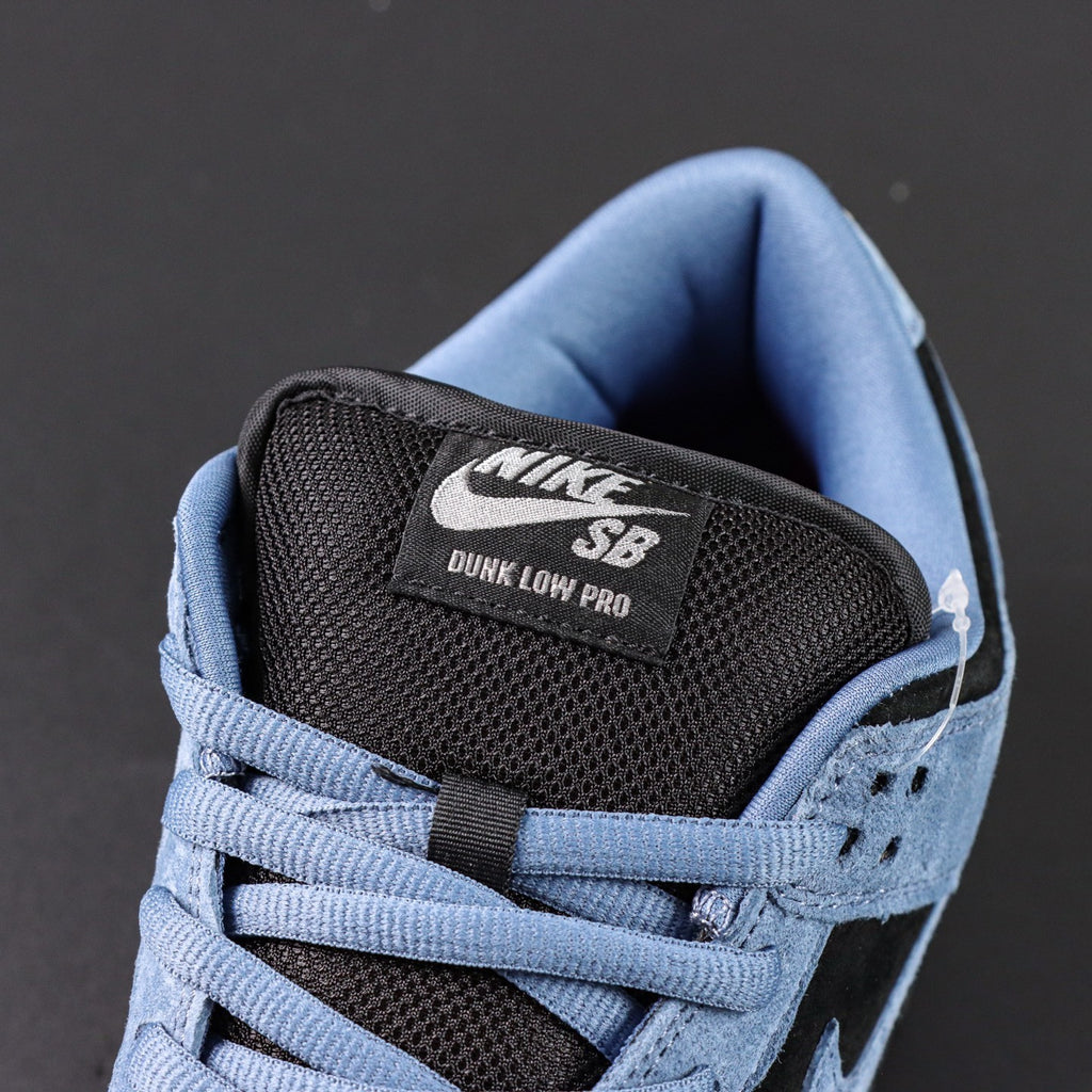 SUPREME X NIKE DUNK SB LOW