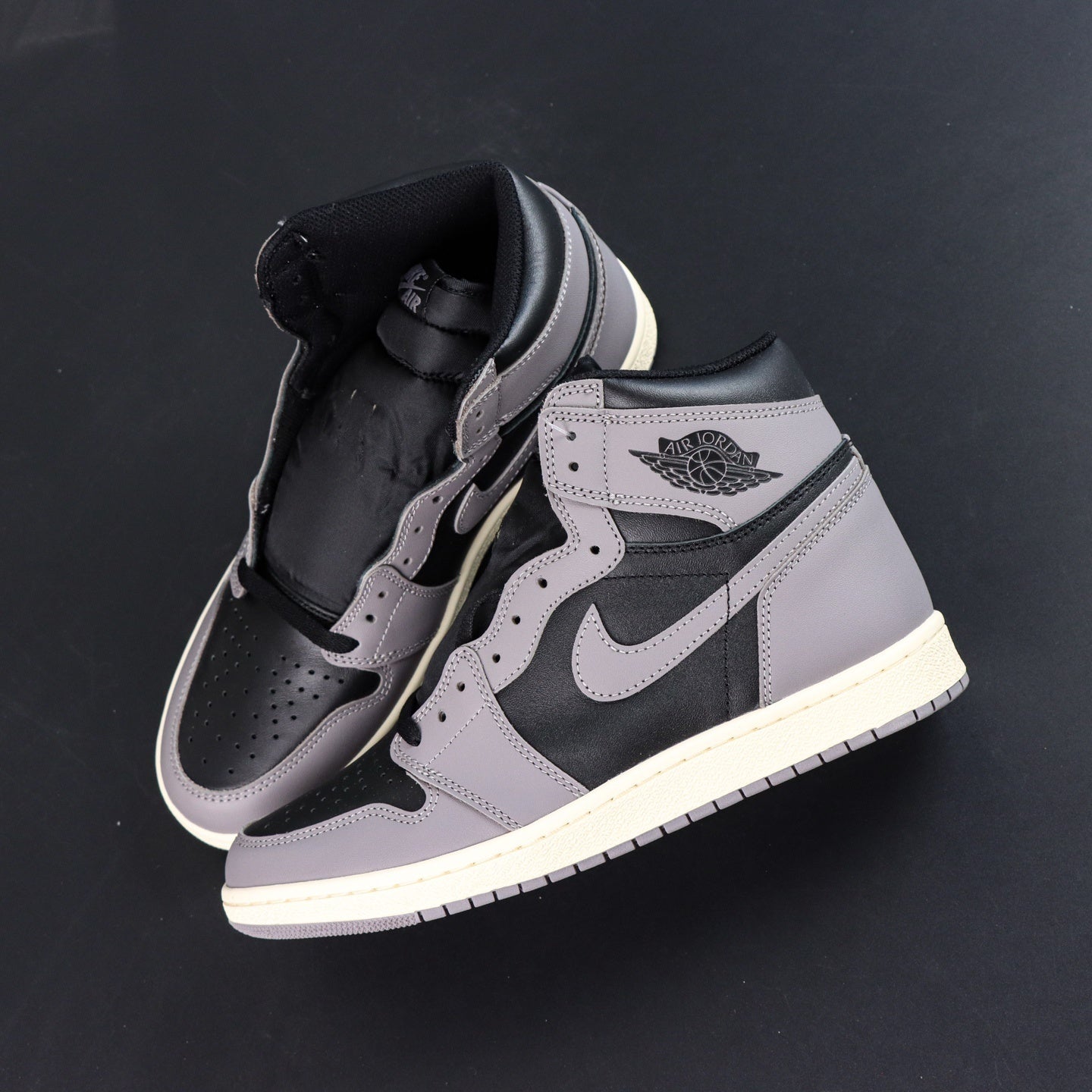 NIKE AIR JORDAN 1 HI 85 REVERSE SHADOW